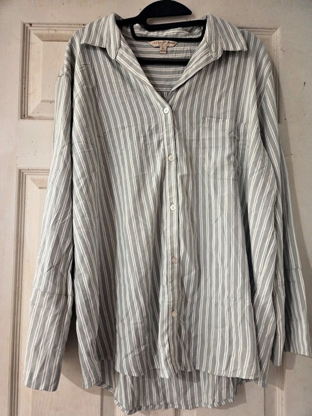 Jachs Girlfriend Striped Button Down in Green & White XL